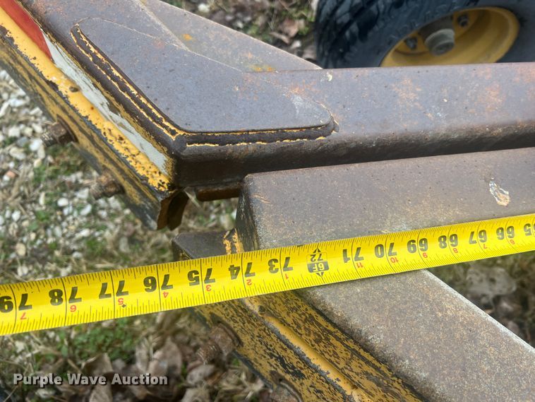 image for item MM9233 RGM RG11.0W  road maintainer