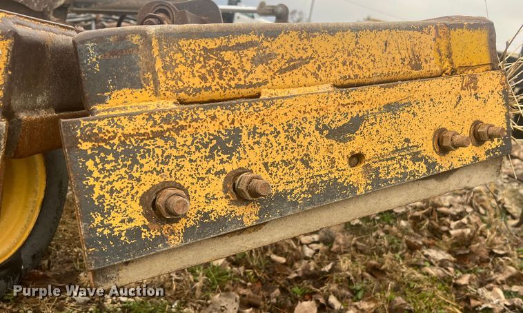 image for item MM9233 RGM RG11.0W  road maintainer