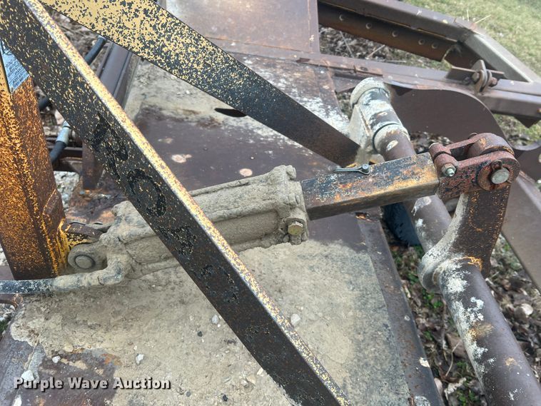 image for item MM9233 RGM RG11.0W  road maintainer