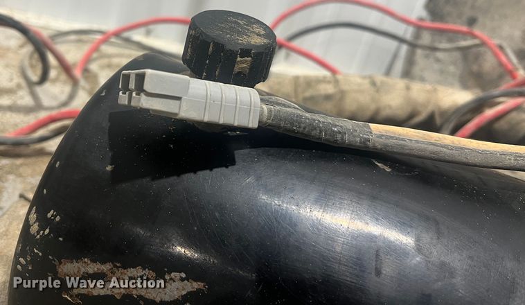 image for item MM9233 RGM RG11.0W  road maintainer