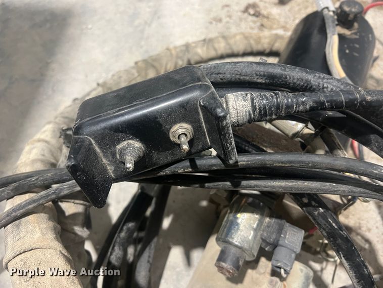 image for item MM9233 RGM RG11.0W  road maintainer