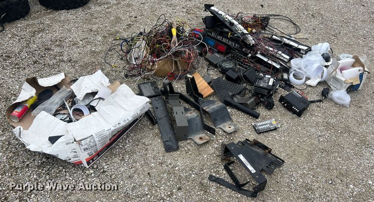 image for item MM9237 Emergency response equipment