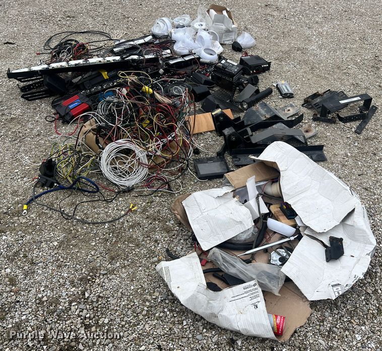 image for item MM9237 Emergency response equipment