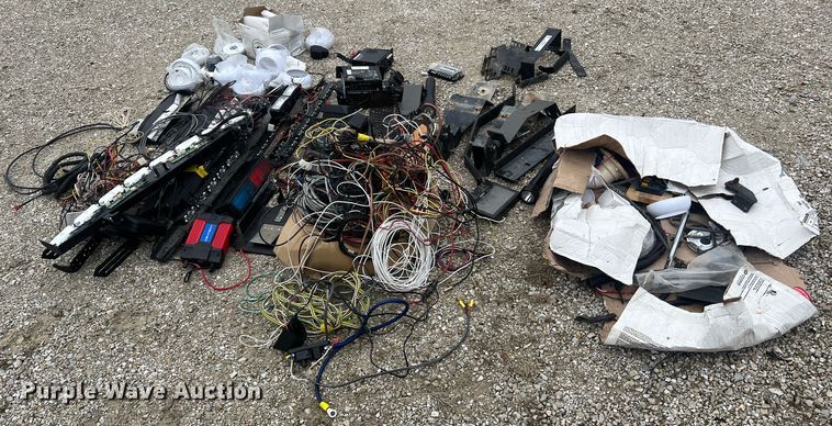 image for item MM9237 Emergency response equipment