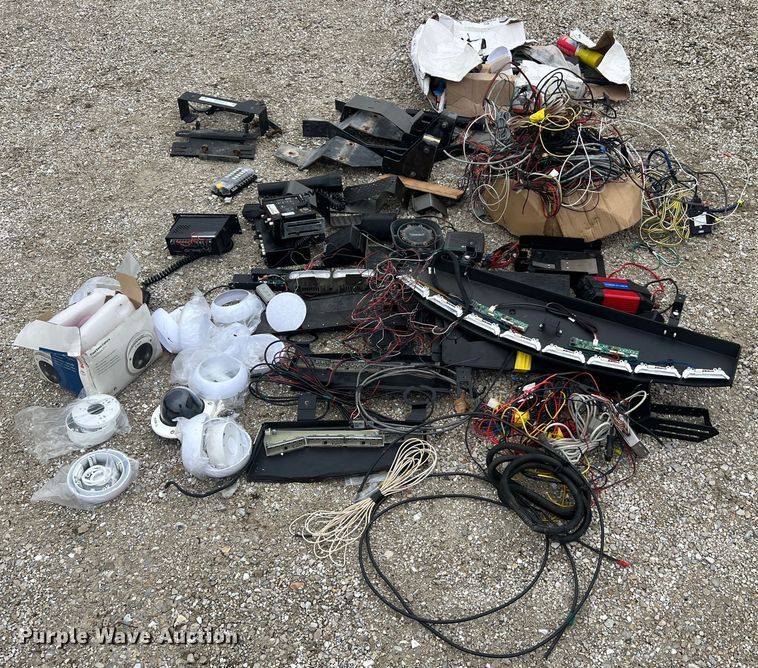 image for item MM9237 Emergency response equipment