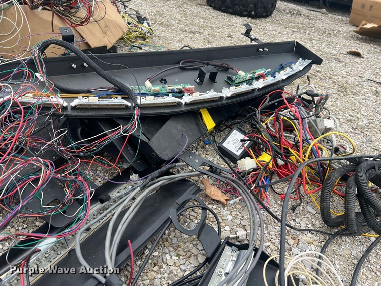 image for item MM9237 Emergency response equipment