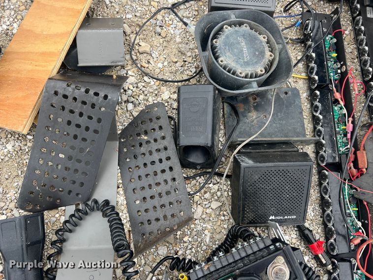 image for item MM9237 Emergency response equipment