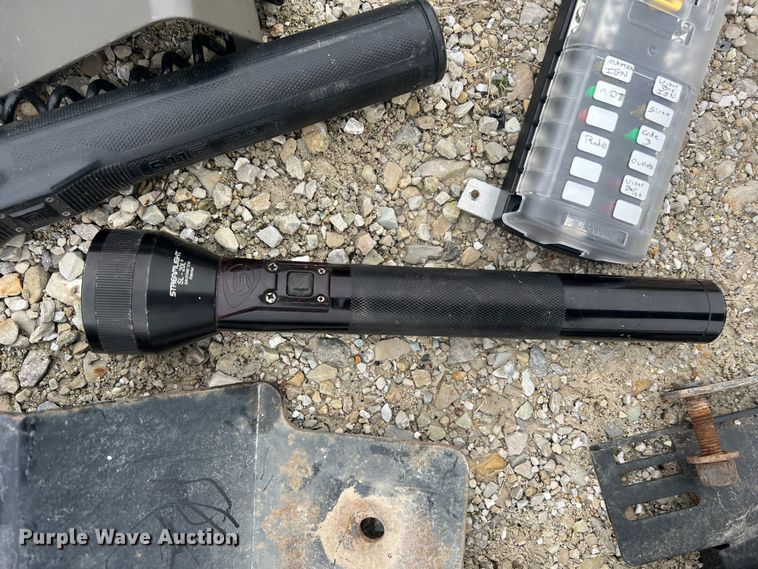 image for item MM9237 Emergency response equipment