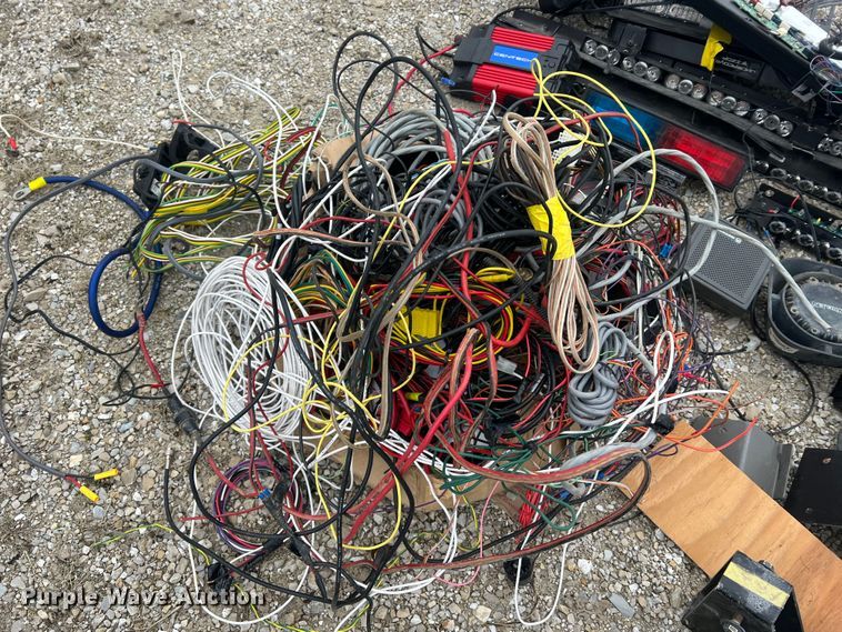 image for item MM9237 Emergency response equipment