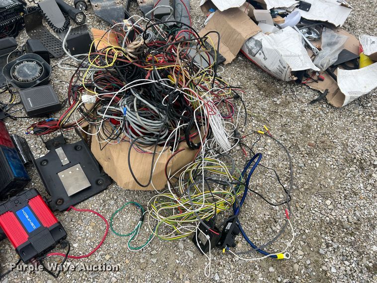 image for item MM9237 Emergency response equipment