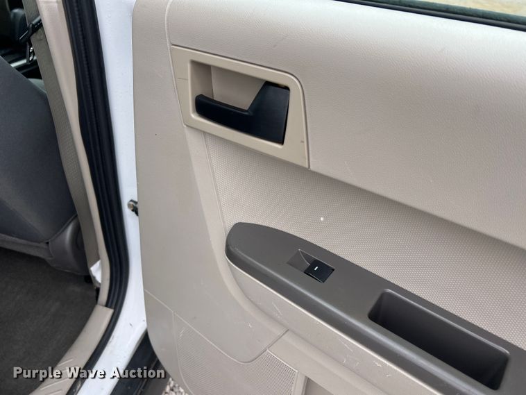 image for item MM9255 2009 Ford Escape  SUV