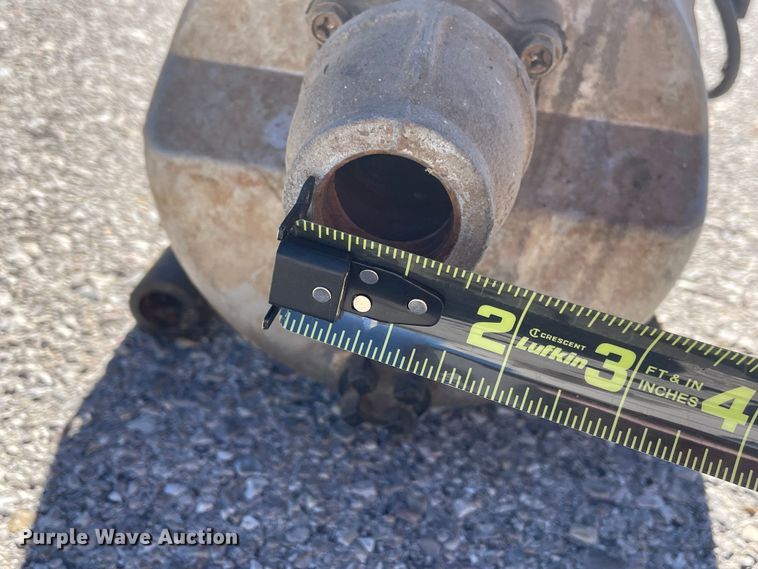 image for item MM9333 Shindaiwa GP450 water pump