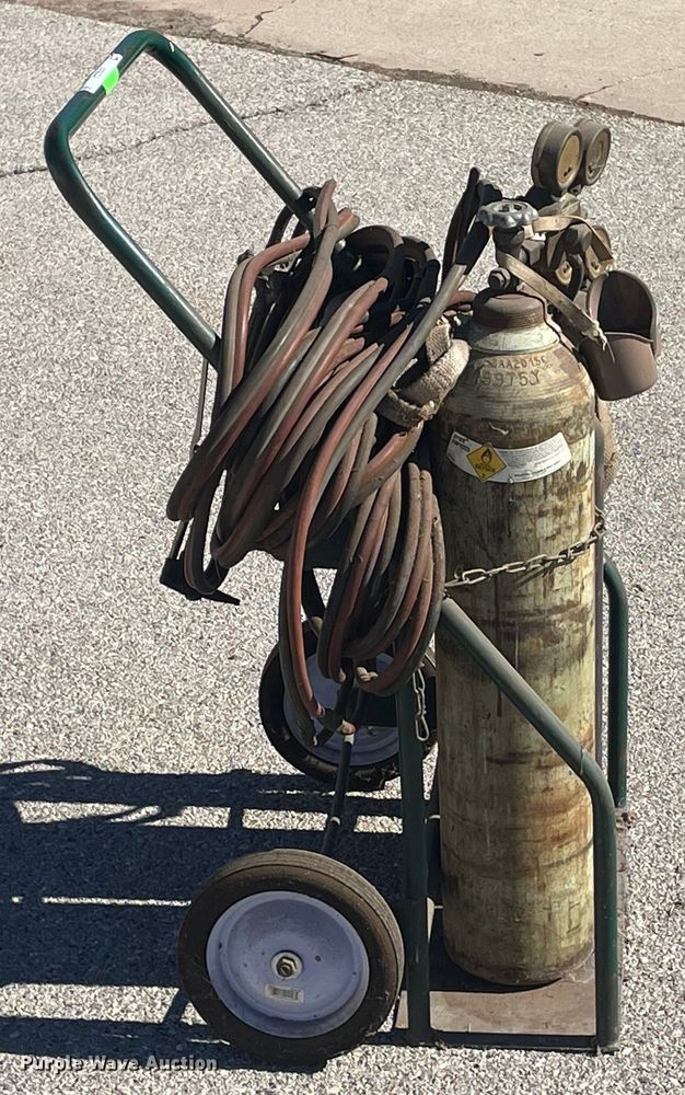 image for item MM9334 Victor  torch