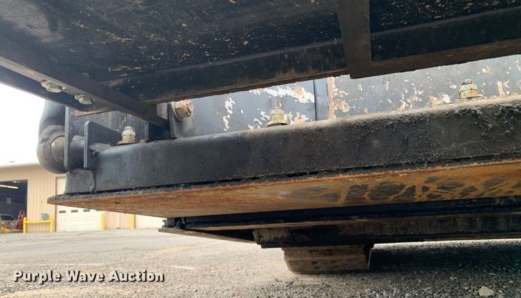 image for item MM9775 2016 Weiler P385A  paver