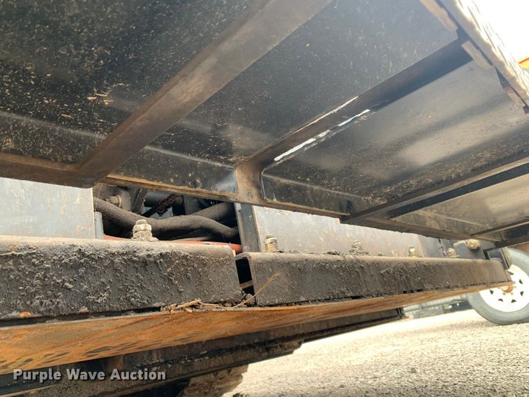 image for item MM9775 2016 Weiler P385A  paver