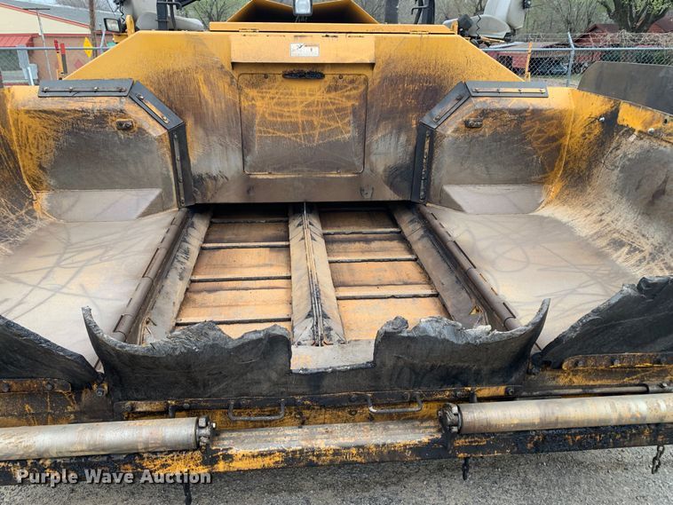 image for item MM9775 2016 Weiler P385A  paver