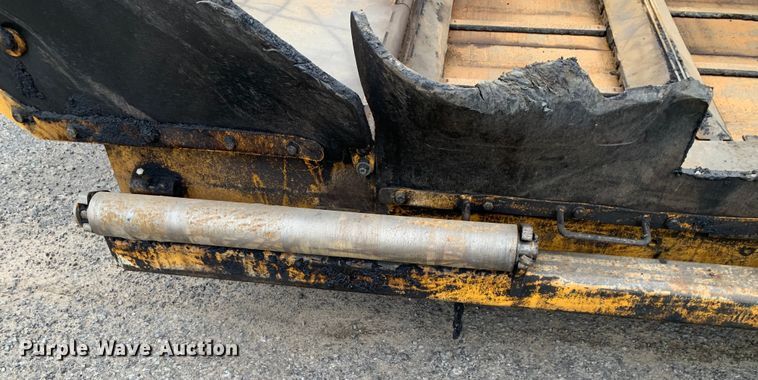 image for item MM9775 2016 Weiler P385A  paver