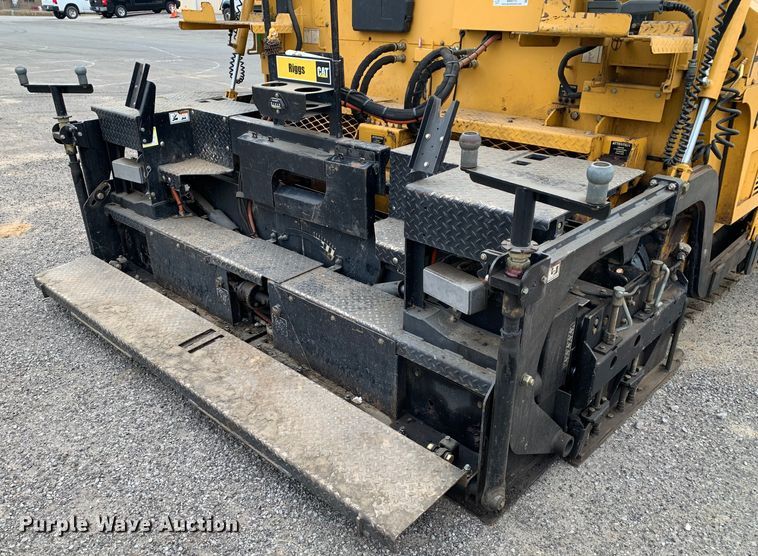 image for item MM9775 2016 Weiler P385A  paver