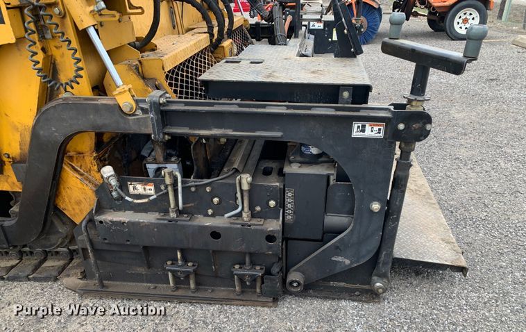 image for item MM9775 2016 Weiler P385A  paver