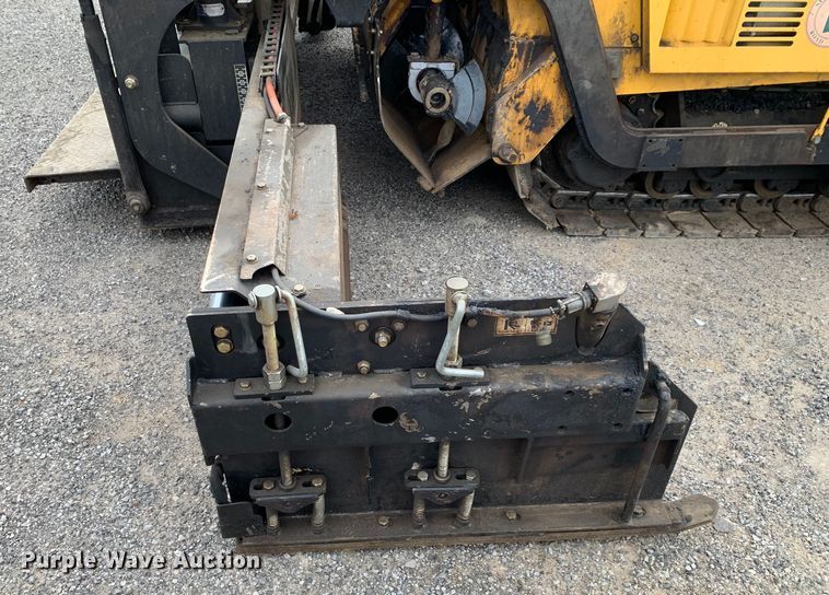 image for item MM9775 2016 Weiler P385A  paver