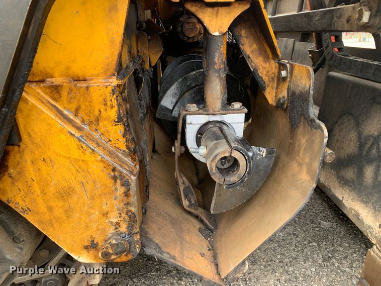 image for item MM9775 2016 Weiler P385A  paver