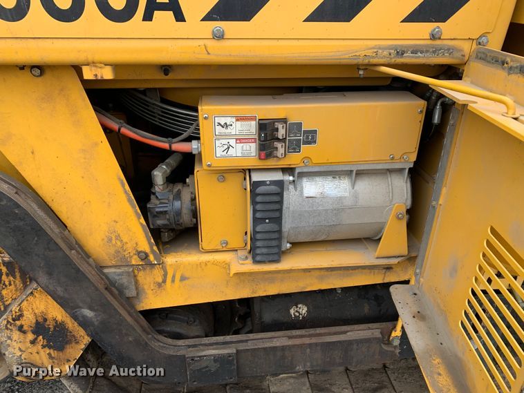 image for item MM9775 2016 Weiler P385A  paver