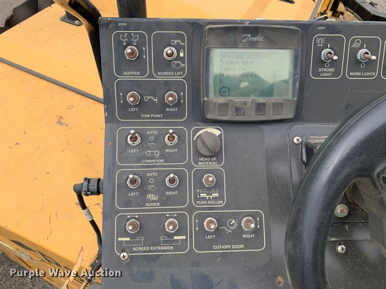 image for item MM9775 2016 Weiler P385A  paver