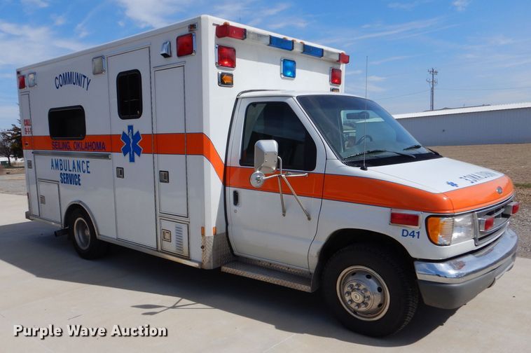 image for item MP9098 1998 Ford E450  ambulance