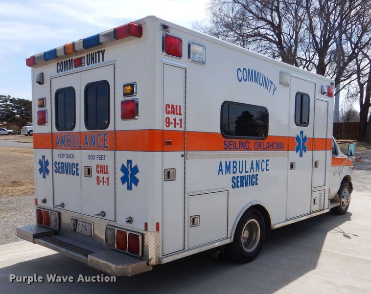 image for item MP9098 1998 Ford E450  ambulance