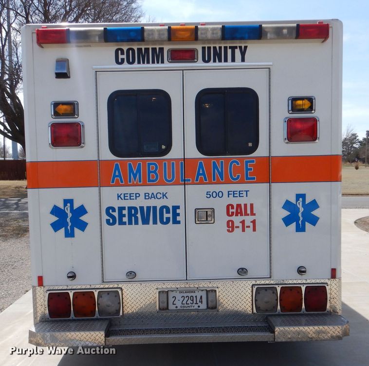 image for item MP9098 1998 Ford E450  ambulance