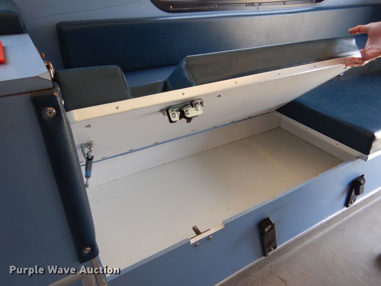 image for item MP9098 1998 Ford E450  ambulance