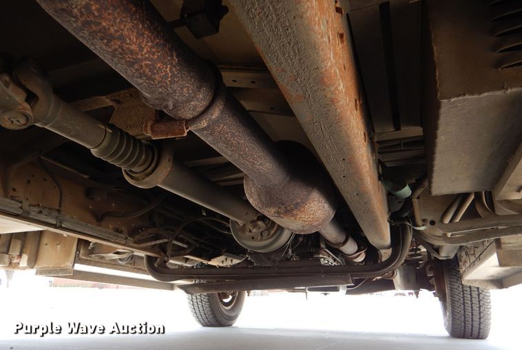 image for item MP9098 1998 Ford E450  ambulance