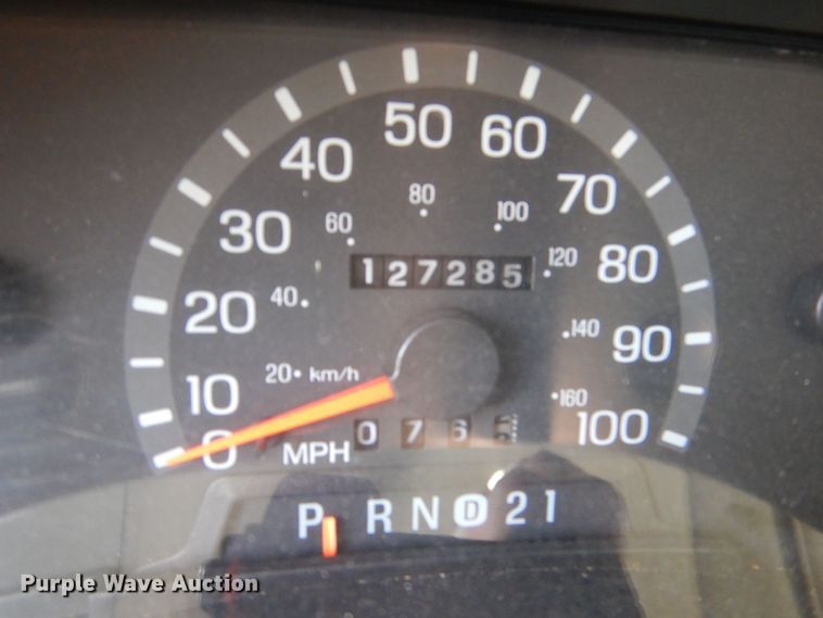 image for item MP9098 1998 Ford E450  ambulance