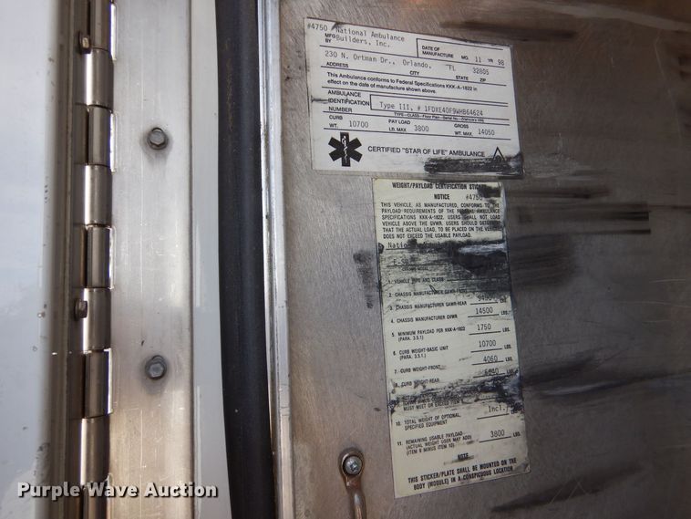 image for item MP9098 1998 Ford E450  ambulance