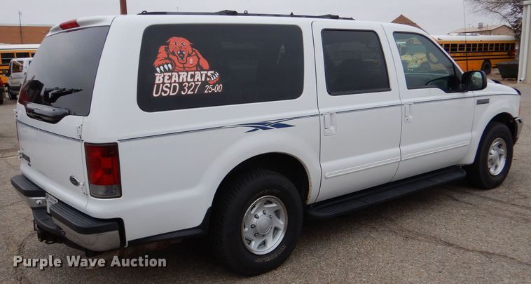 image for item MP9150 2000 Ford Excursion XLT  SUV