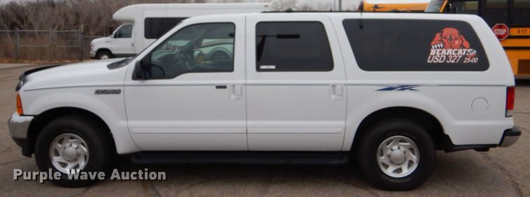 image for item MP9150 2000 Ford Excursion XLT  SUV