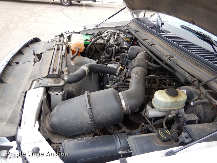 image for item MP9150 2000 Ford Excursion XLT  SUV