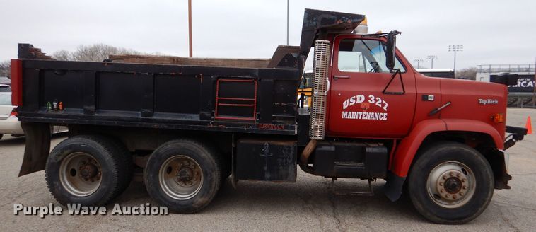 image for item MP9151 1988 GMC Top Kick C7000  dump truck