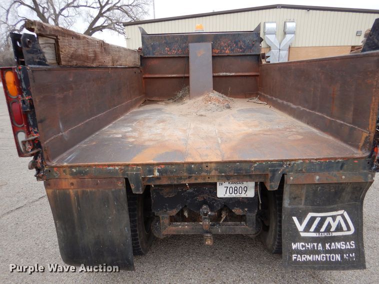 image for item MP9151 1988 GMC Top Kick C7000  dump truck