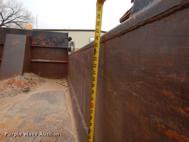 image for item MP9151 1988 GMC Top Kick C7000  dump truck