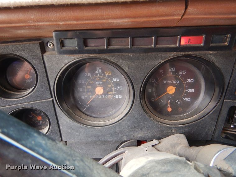 image for item MP9151 1988 GMC Top Kick C7000  dump truck