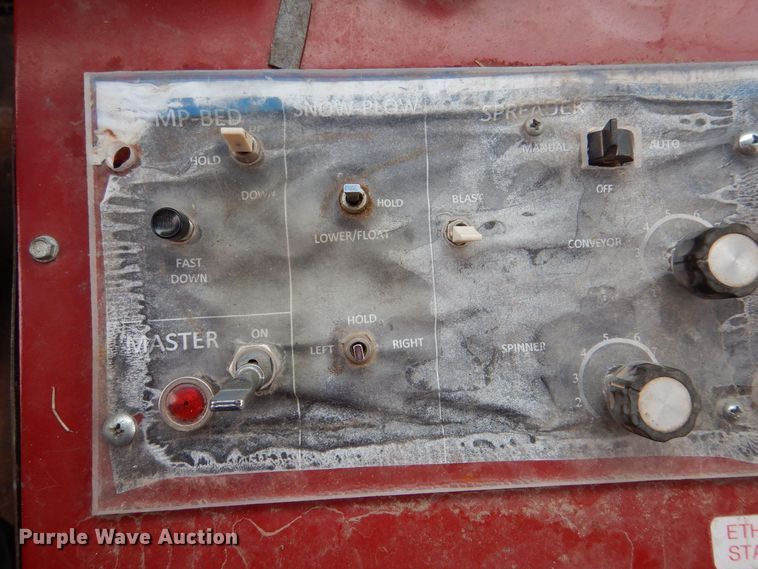 image for item MP9151 1988 GMC Top Kick C7000  dump truck