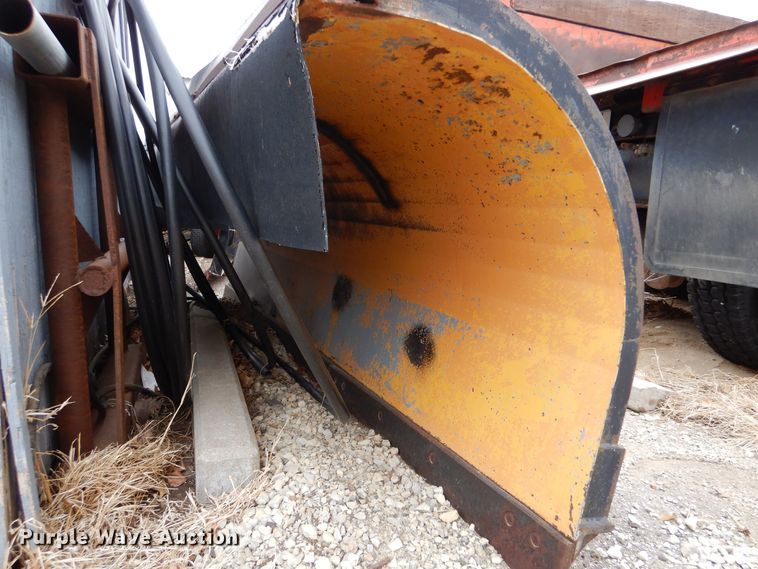 image for item MP9151 1988 GMC Top Kick C7000  dump truck