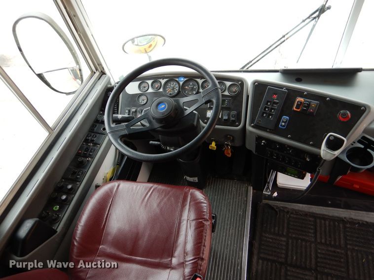 image for item MP9152 2005 Blue Bird All American  school bus