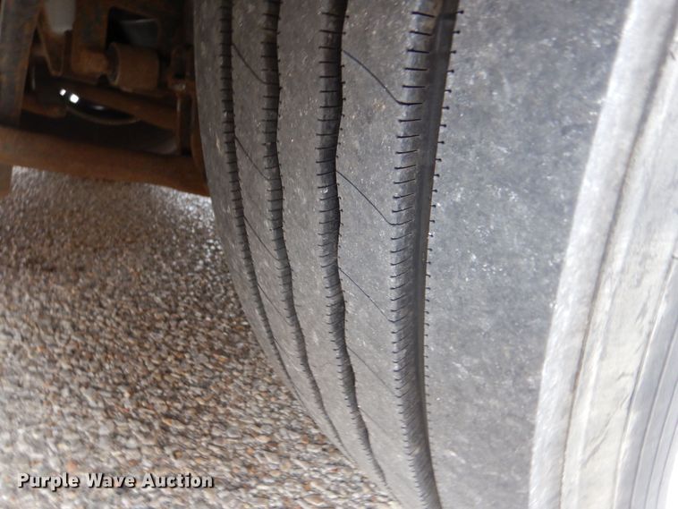 image for item MP9152 2005 Blue Bird All American  school bus