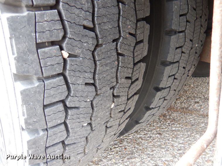 image for item MP9152 2005 Blue Bird All American  school bus