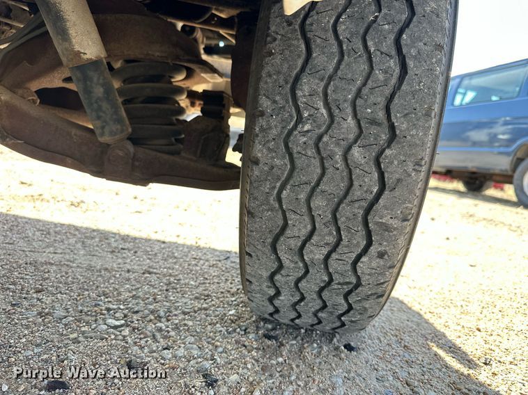 image for item MP9187 1986 GMC Vandura G3500  box truck