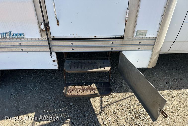 image for item MP9187 1986 GMC Vandura G3500  box truck