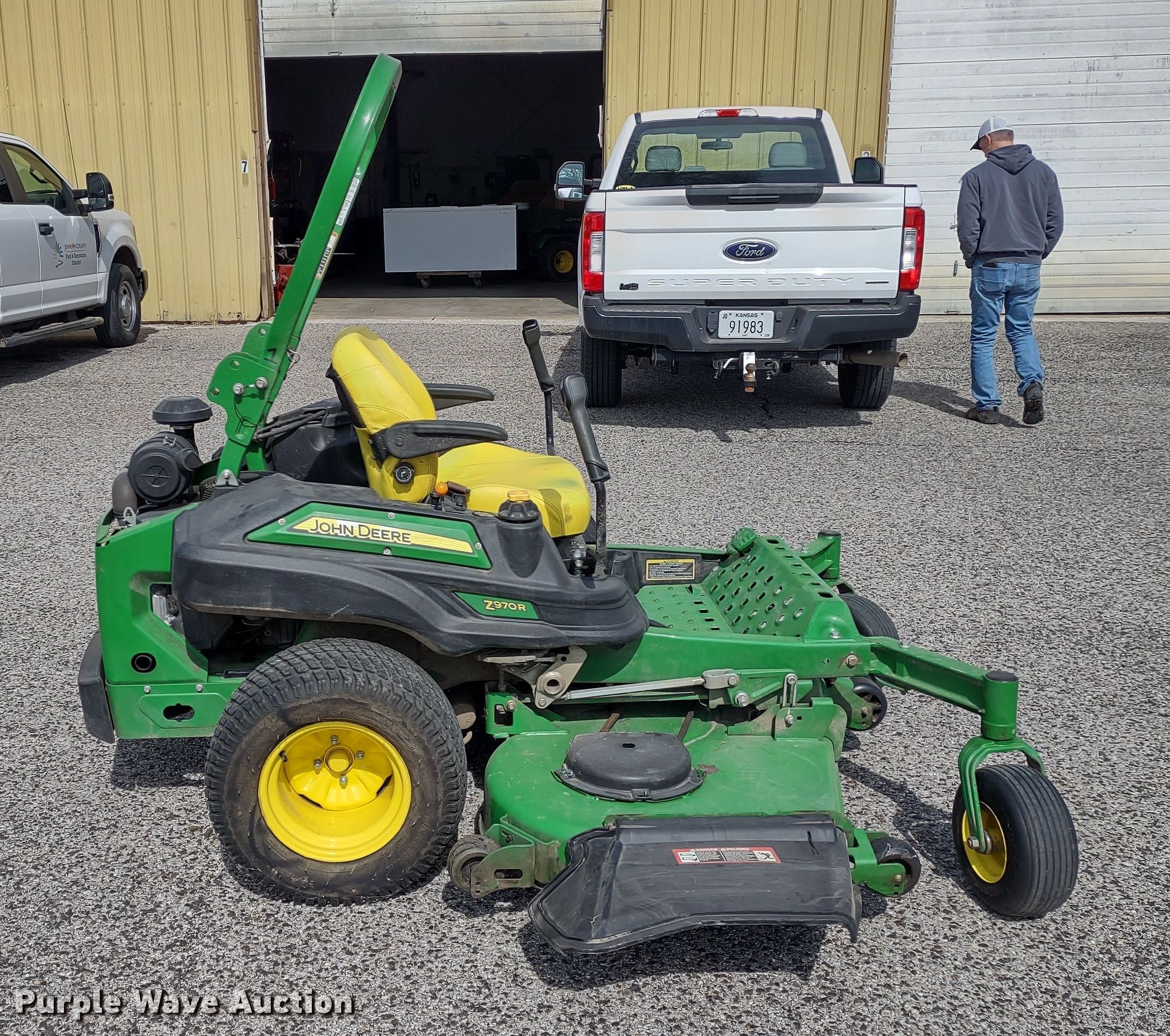 John Deere Z970R ZTR lawn mower in Olathe, KS Item MD9462 sold