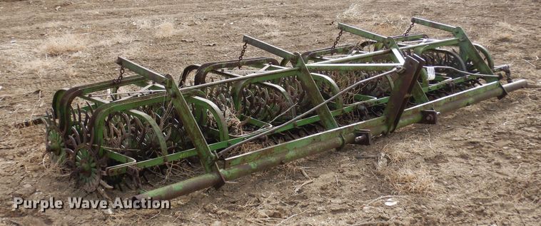 image for item DF4721 John Deere  rotary hoe